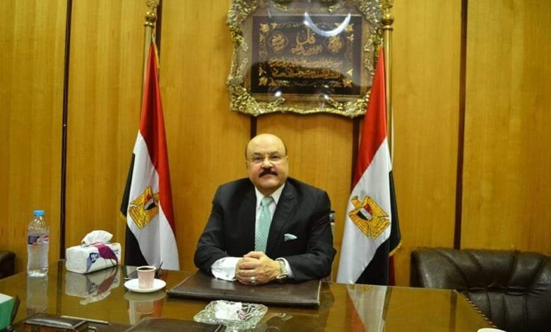 الدكتور صلاح انور الكموني