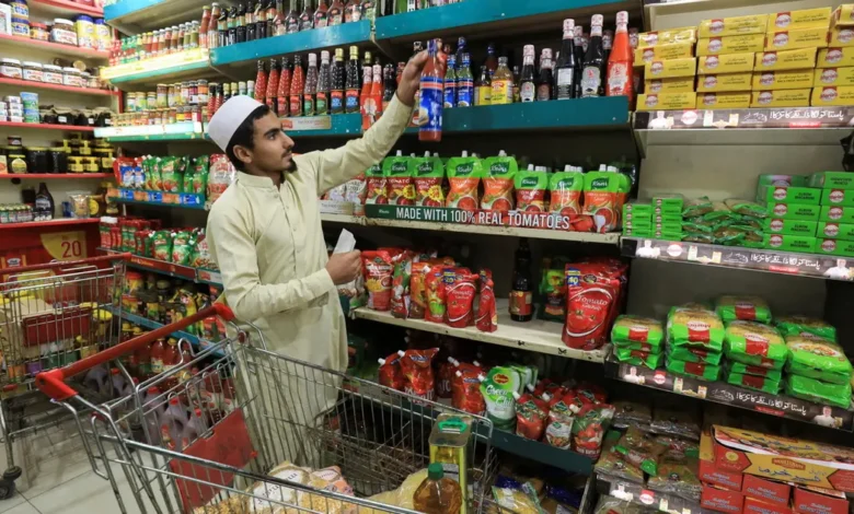 صورة لأحد المتاجر في باكستان
