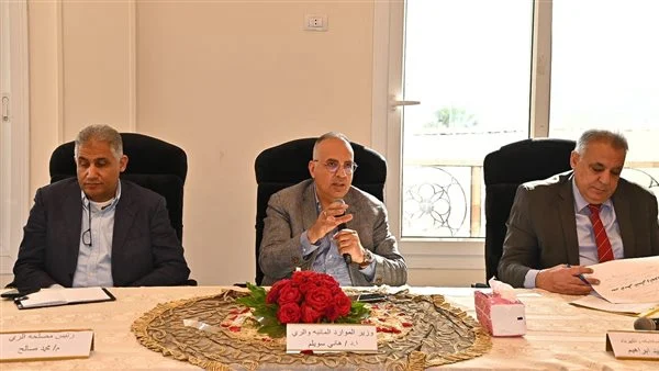 وزير الري