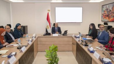 الري : نحث المصانع على استخدام المياه في دوائر مغلقة لترشيد المياه