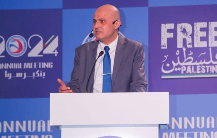 الدكتور علي بديوي العضو المنتدب للشركة الدولية لتجارة الحلويات المالكة لفروع «حلواني الصعيدي»