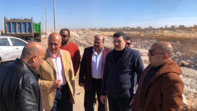 مسئولو الإسكان يتفقدون سير العمل بمشروعات الطرق