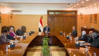 وزير الرى خلال الاجتماع
