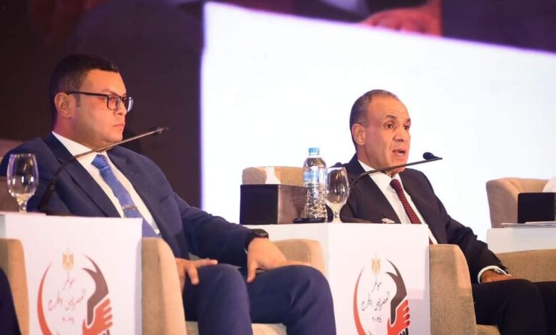 وزير الإسكان