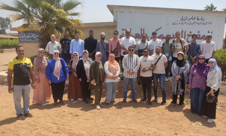 وفد من المتدربين من طلاب وخريجي كليات الثروة السمكية