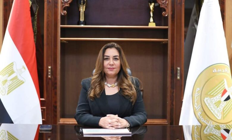منال عوض