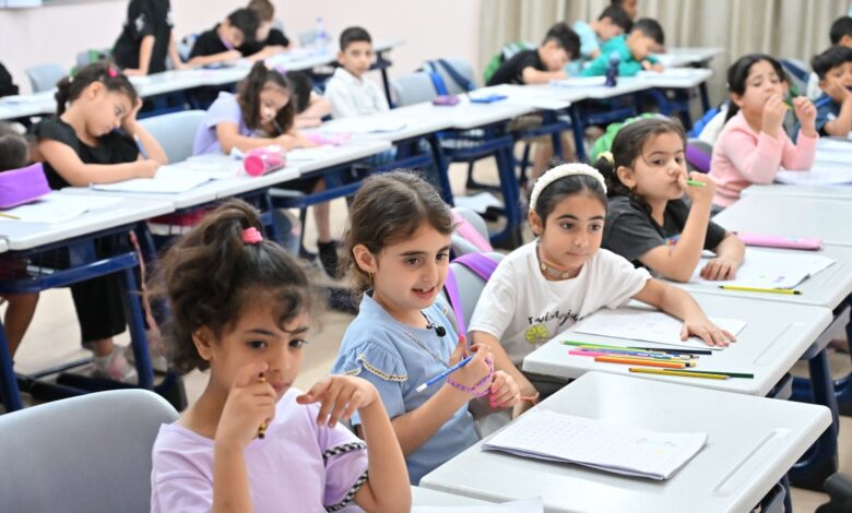 أطفال غزة يستكملون تعليمهم بالإمارات