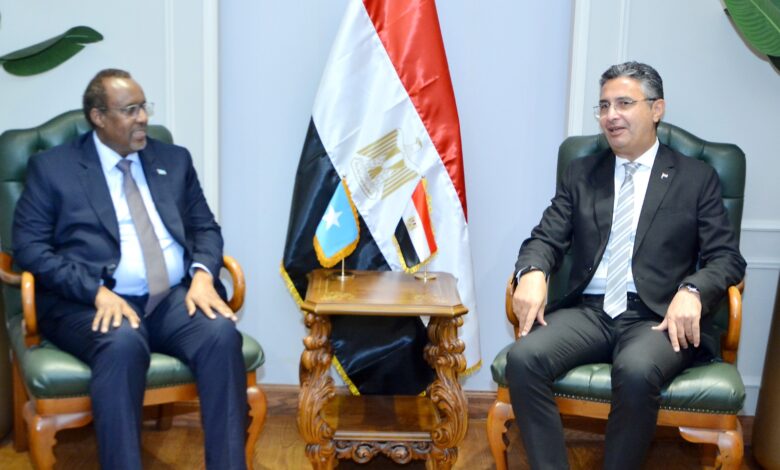 وزير التموين