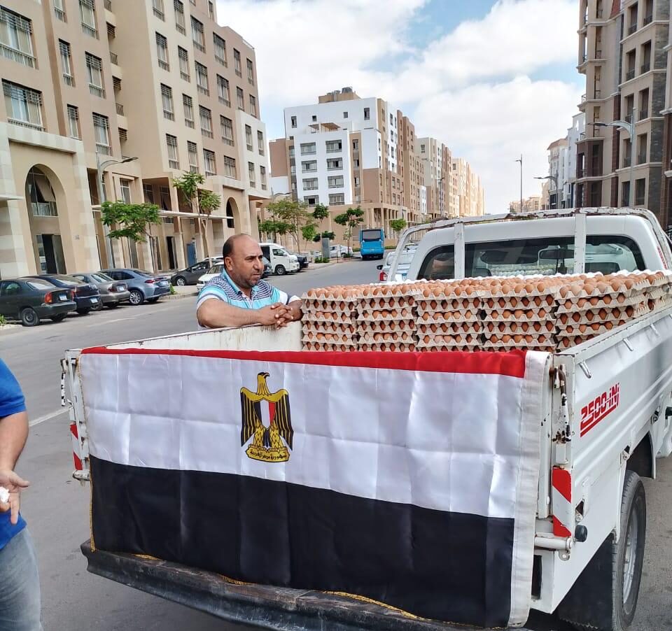 منافذ متحركة لبيع السلع بأسعار مخفضة