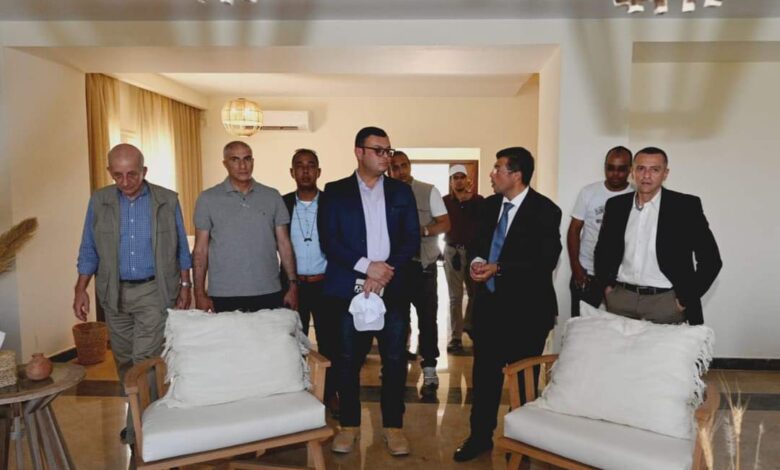 وزير الإسكان