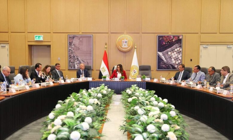 وزيرة التنمية المحلية