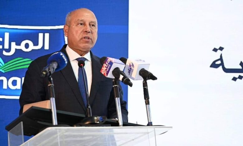 وزير الصناعة