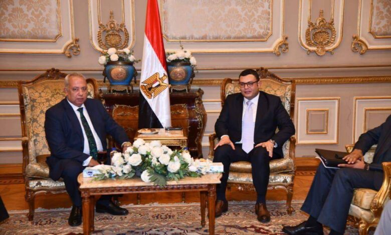 وزير الإسكان