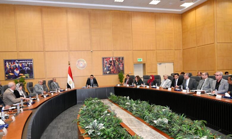 وزير الإسكان