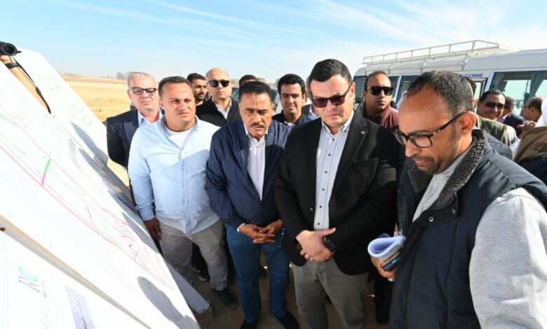 المهندس شريف الشربيني واللواء خالد شعيب