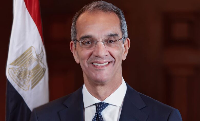 الدكتور عمرو طلعت