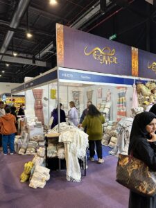 جهاز تنمية المشروعات: بوابة جديدة لنجاح الحرف اليدوية في المعارض الدولية