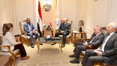 مصر وكوت ديفوار يعززان التعاون البحري