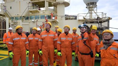 مدبولي يتفقد حفار "سايبم 10000"