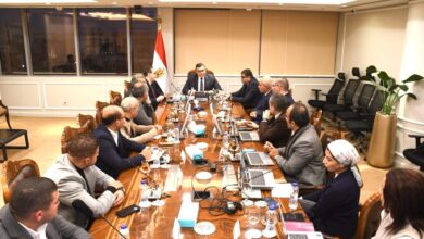 اجتماع عاجل لوزير الإسكان