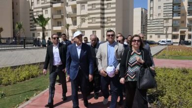رئيس الوزراء يتفقد وحدات الإسكان الاجتماعي