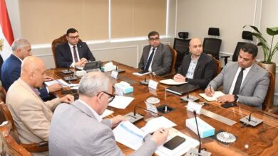 الإسكان تتابع تنفيذ 24 مشروعًا لصيانة المحاور والطرق