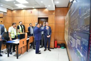 تفقد مركز الشبكه الوطنيه للطوارئ لمتابعه حركه السلع والاسعار الالكترونيا
