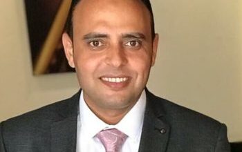 الخبير الاقتصادي السيد خضر