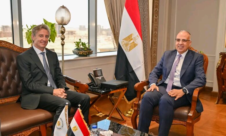 وزير الري وممثل برنامج الأمم المتحدة الإنمائي