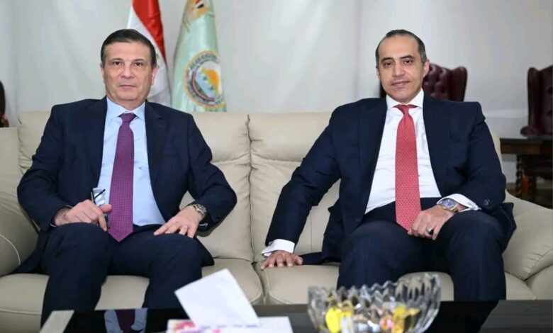 وزيرا الزراعة والشئون القانونية والنيابية