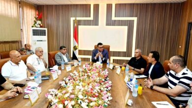 جانب من اجتماع وزير الإسكان