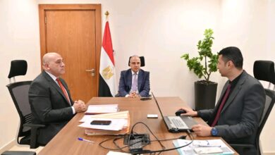 جانب من اجتماع وزير الري