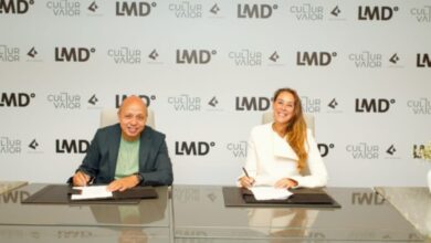 جانب من توقيع الشراكة