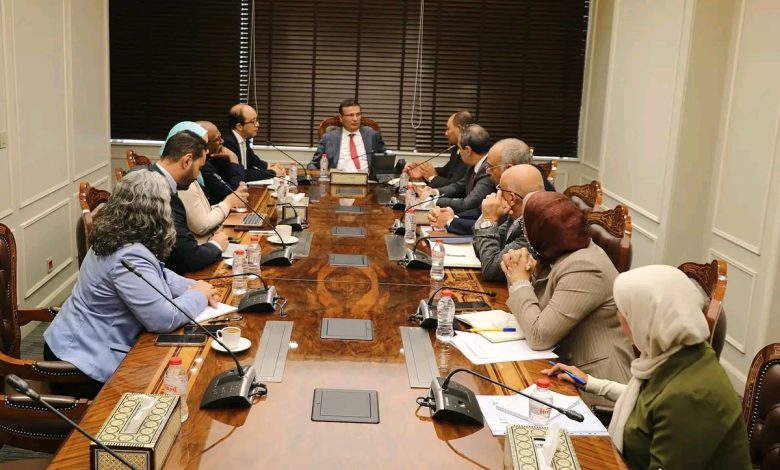 جانب من اجتماع وزير الزراعة