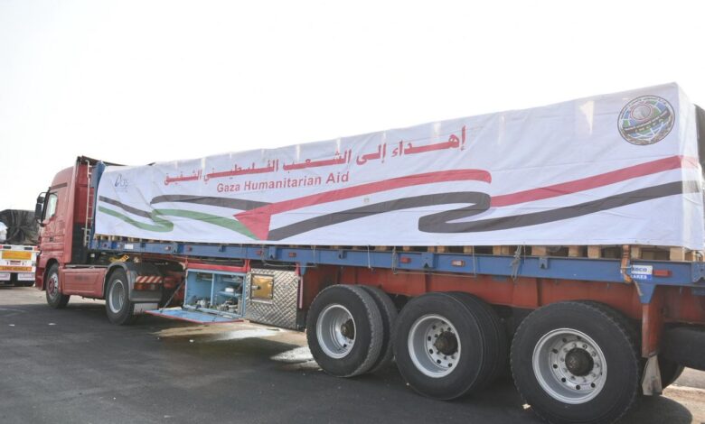 التموين تطلق القافلة رقم 14 من المساعدات إلى غزة
