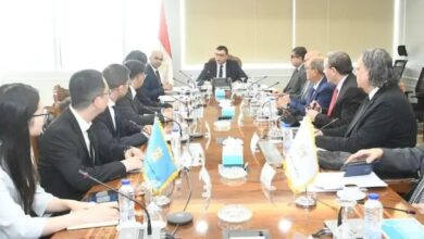 جانب من اجتماع وزير الاسكان 