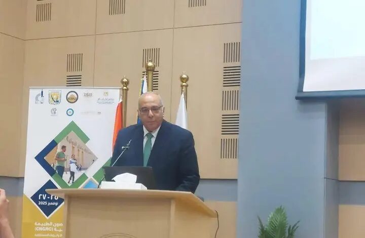 الدكتور حسام شوقي، رئيس مركز بحوث الصحراء
