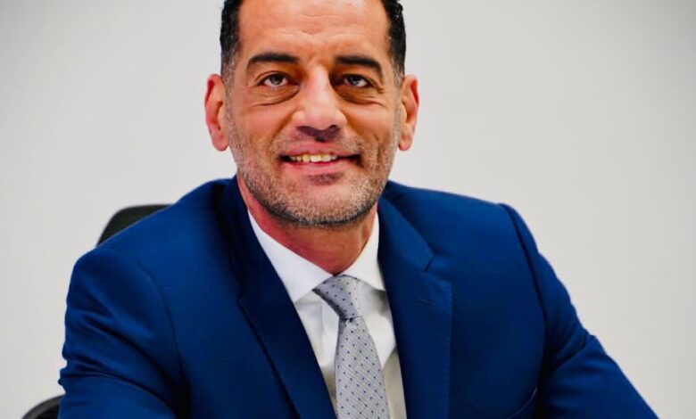 السيد حسام رضا، الرئيس التنفيذي لشركة جذور، إحدى شركات التطوير العقاري