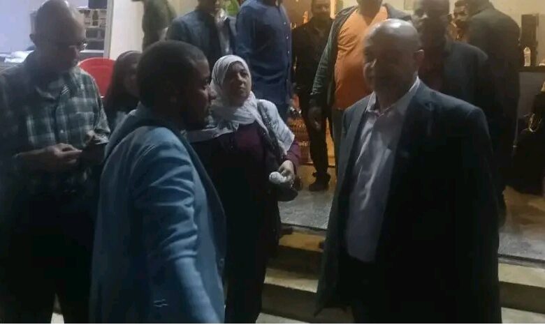 ضبط وإغلاق وتشميع أحد محلات ذبح وتجهيز الدواجن غير المرخصة