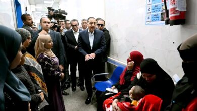 جانب من جولة رئيس الوزراء