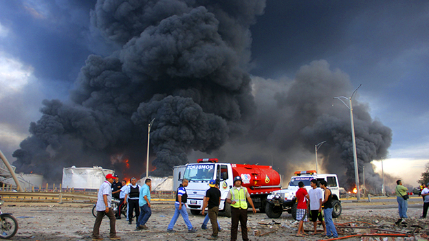 انفجارات مفاجئة تهز العاصمة الفنزويلية كاراكاس وسط تحليق مكثف للمقاتلات