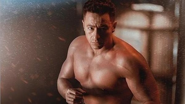 بعد سنوات من الانتظار.. هل يعود حمادة هلال بـ "حلم العمر 2"؟ رامي وحيد يجيب.