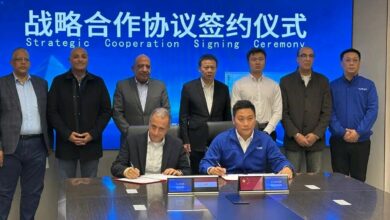 جانب من توقيع الاتفاقية