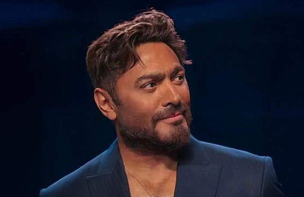 تامر حسني يزلزل دبي باستعراضات عالمية ويكشف كواليس جراحته في ألمانيا ورسالته المؤثرة لشيرين