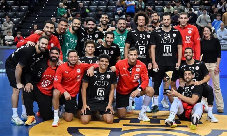منتخب مصر لكرة اليد يكتسح الجزائر بنتيجة 42-28 ويقترب من حلم اللقب الأفريقي