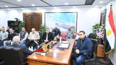 جانب من اجتماع وزير الإسكان