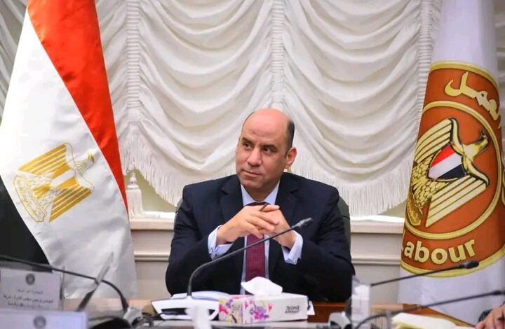 السيد حسن رداد، وزير القوى العاملة