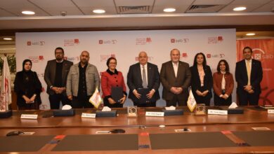 جانب من توقيع البروتوكول