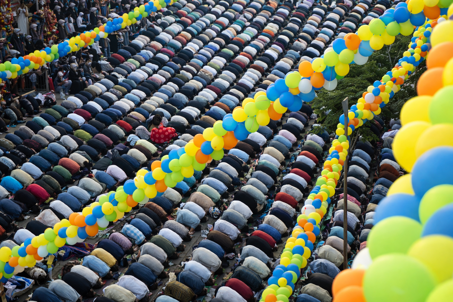 موعد صلاة عيد الفطر 2026 في القاهرة والمحافظات وتوقيت رؤية هلال شوال شرعاً