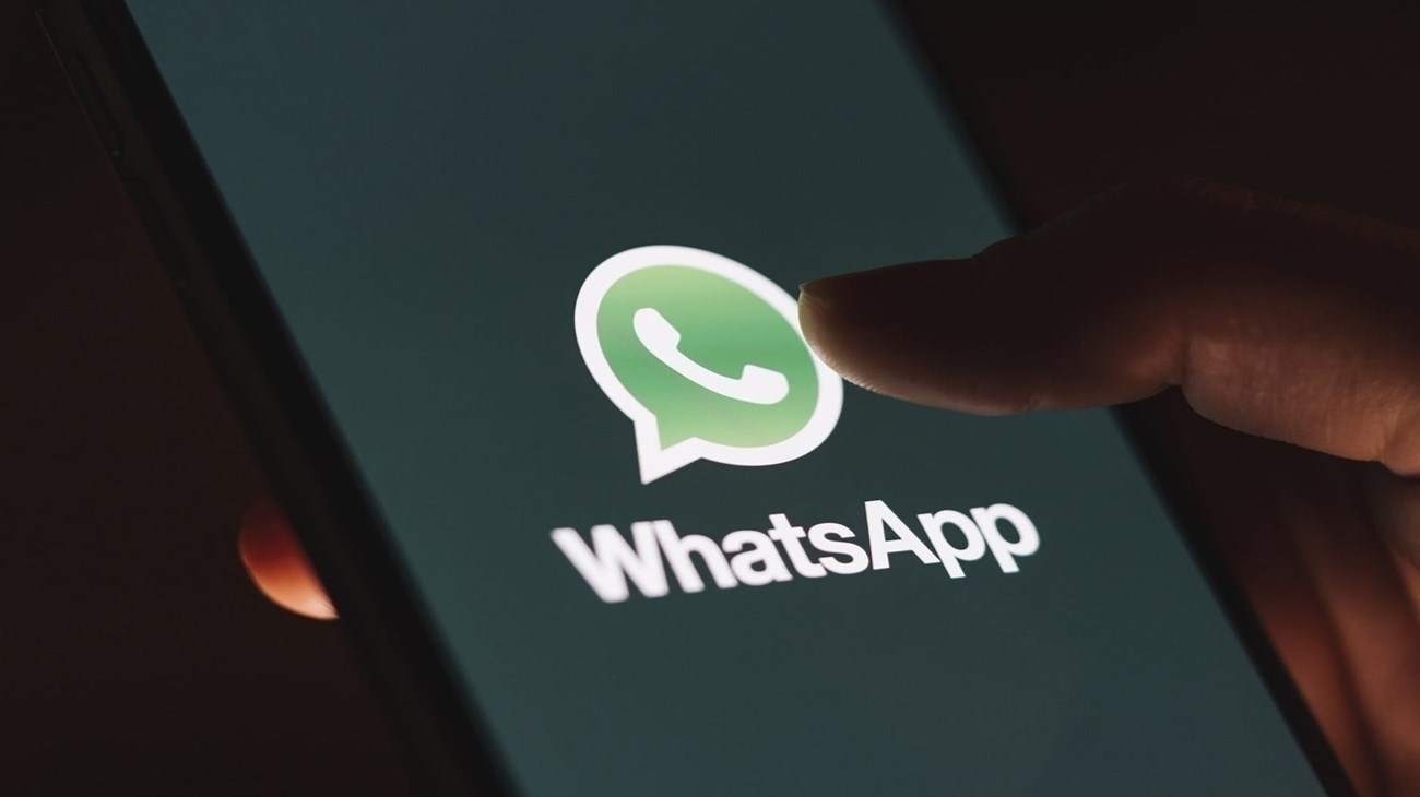 مميزات واتساب 2026: ذكاء اصطناعي وحسابات مزدوجة وتطبيق خاص لقائدي السيارات